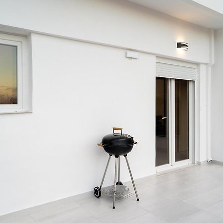 Hydra Apartment Patras Buitenkant foto