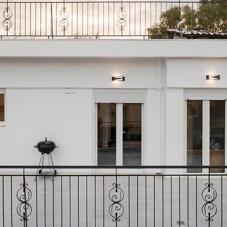 Hydra Apartment Patras Buitenkant foto