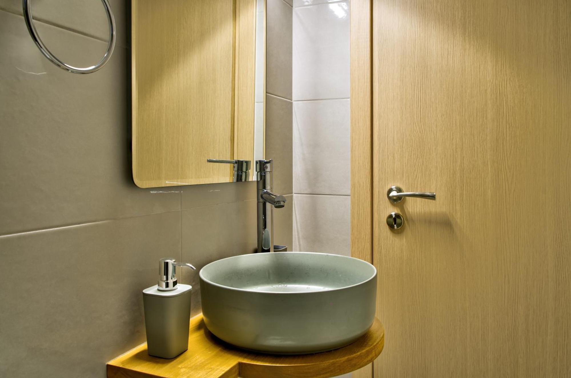Hydra Apartment Patras Buitenkant foto